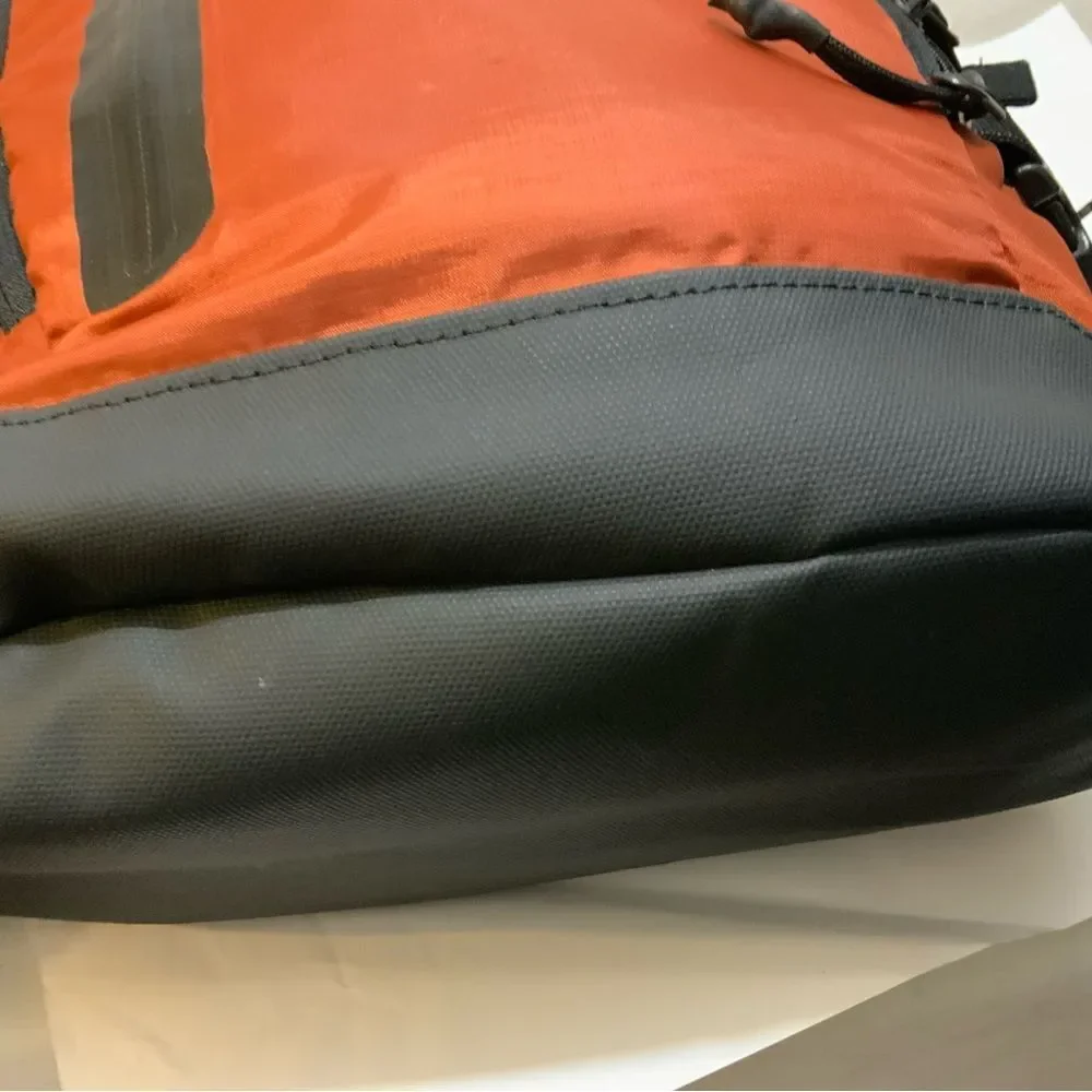 Oakley Outdoor Backpack Brick